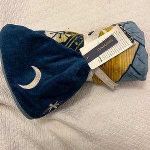 Pendleton Baby Bath Towel - Wind Riders (Brand New w/ tags)